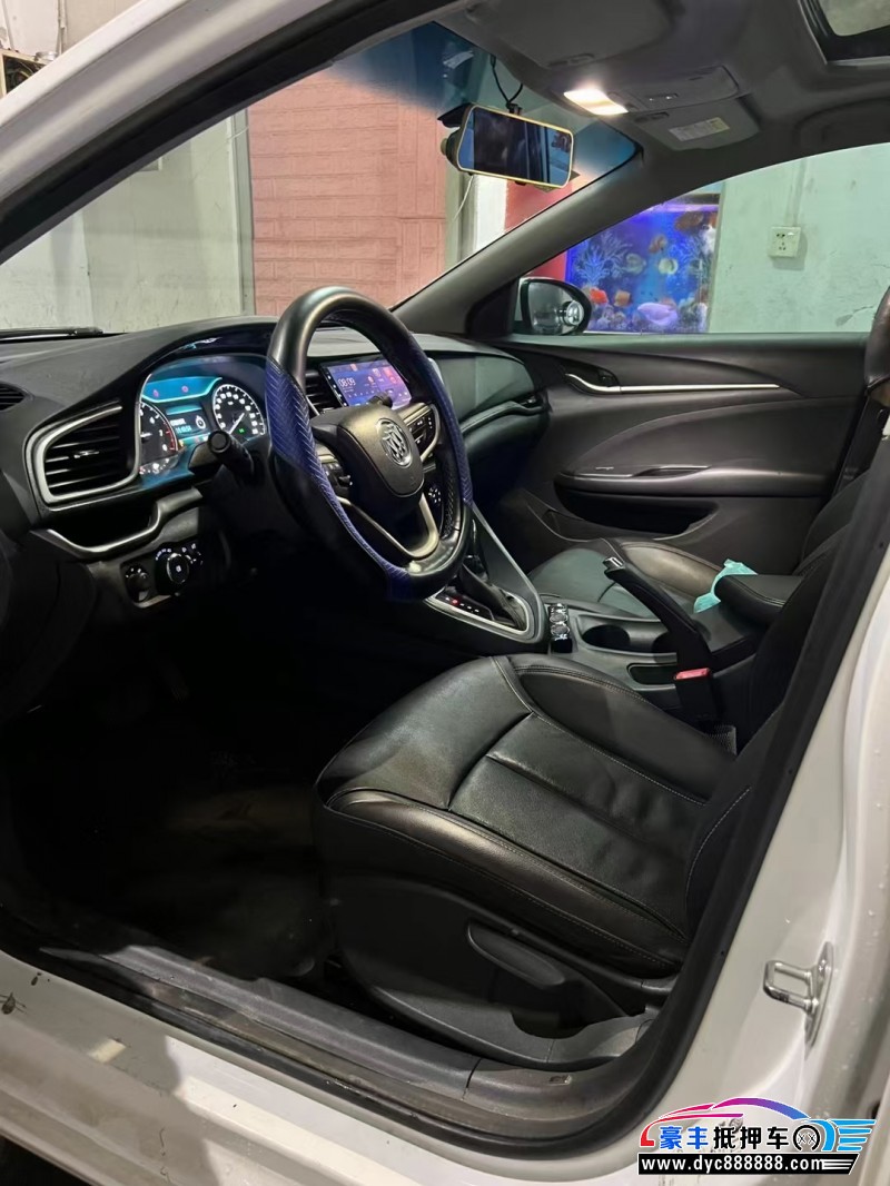 18年别克英朗轿车抵押车出售