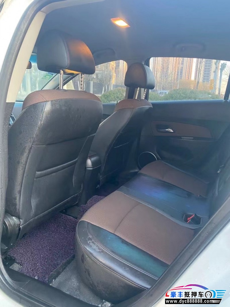 16年雪佛兰科鲁兹轿车抵押车出售