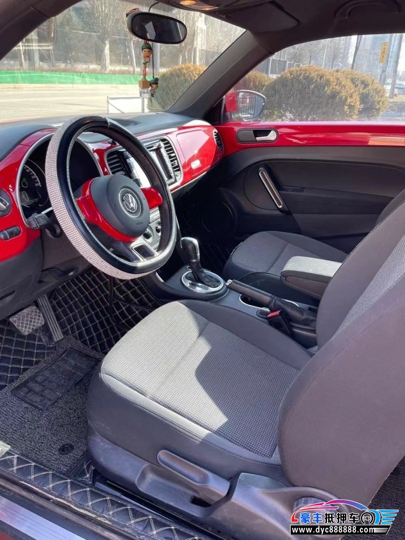 15年大众甲壳虫轿车抵押车出售