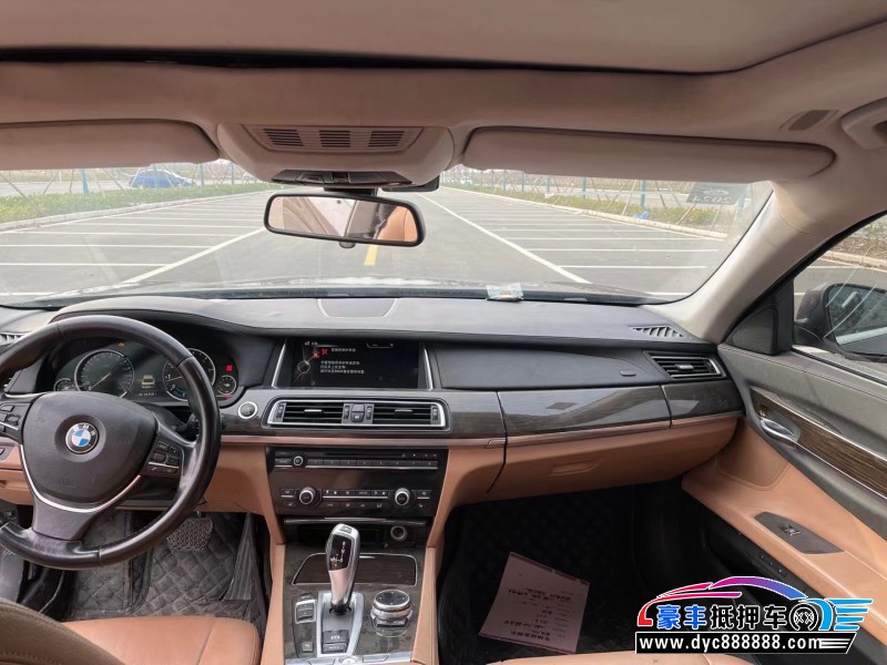 14年宝马7系轿车抵押车出售