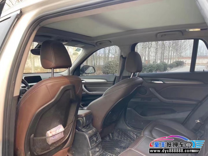 18年宝马X1SUV抵押车出售