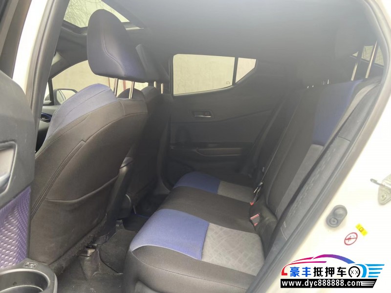 19年丰田C-HR轿车抵押车出售