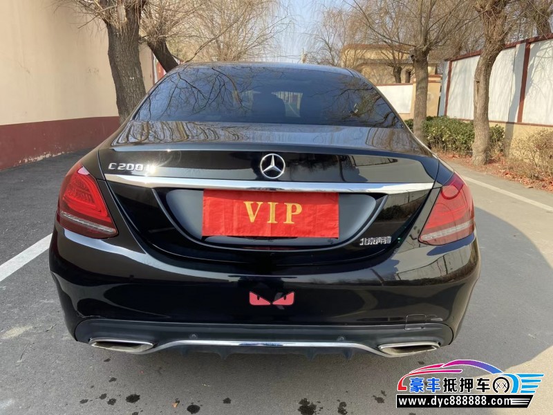 20年奔驰C级轿车抵押车出售