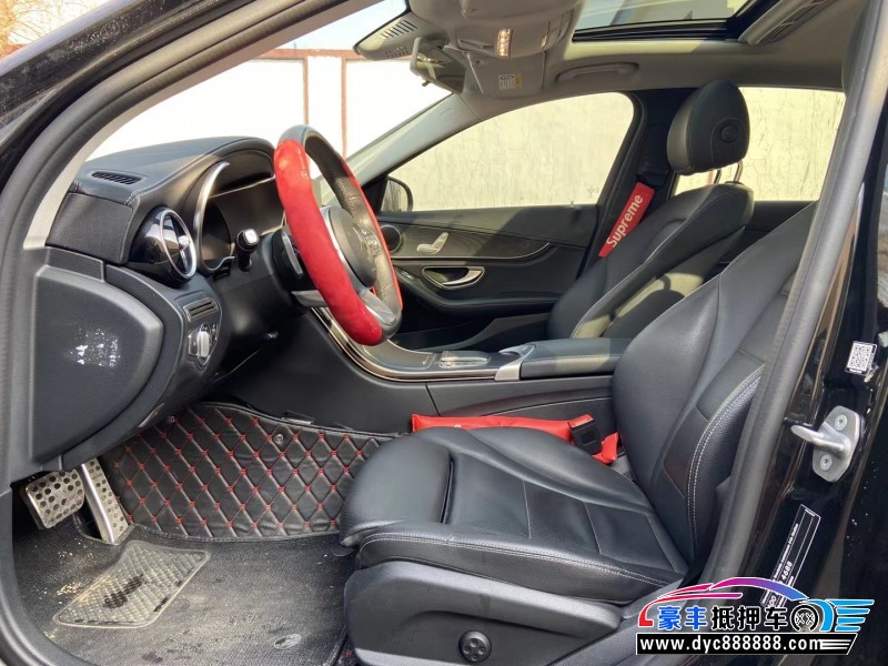 20年奔驰C级轿车抵押车出售