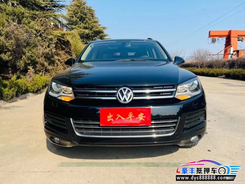 14年大众途锐轿车抵押车出售