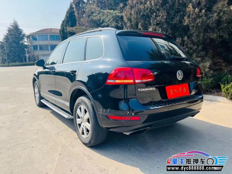 14年大众途锐轿车抵押车出售