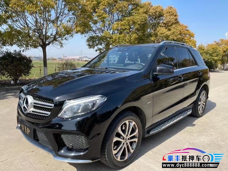 19年奔驰GLE轿车抵押车出售