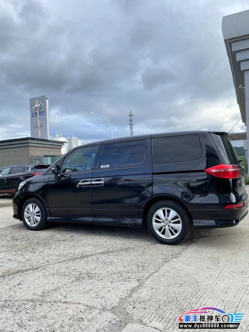 13年本田艾力绅轿车抵押车出售