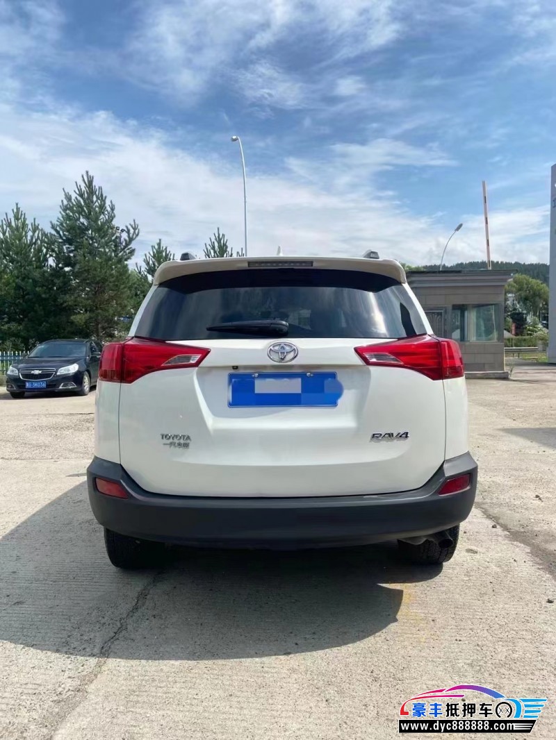 16年丰田RAV4荣放轿车抵押车出售