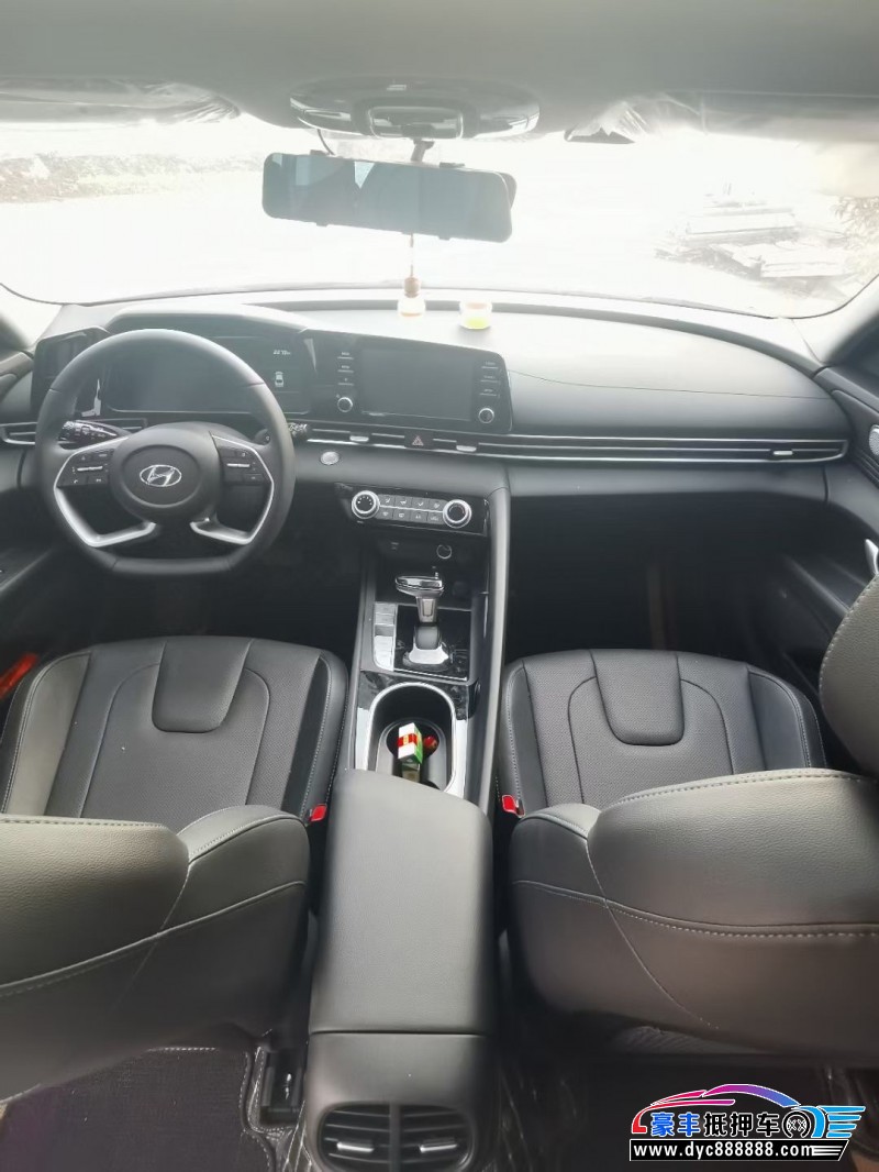 22年现代伊兰特轿车抵押车出售