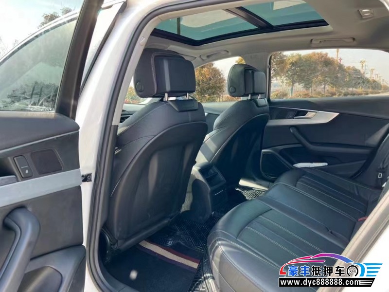 21年奥迪A4轿车抵押车出售