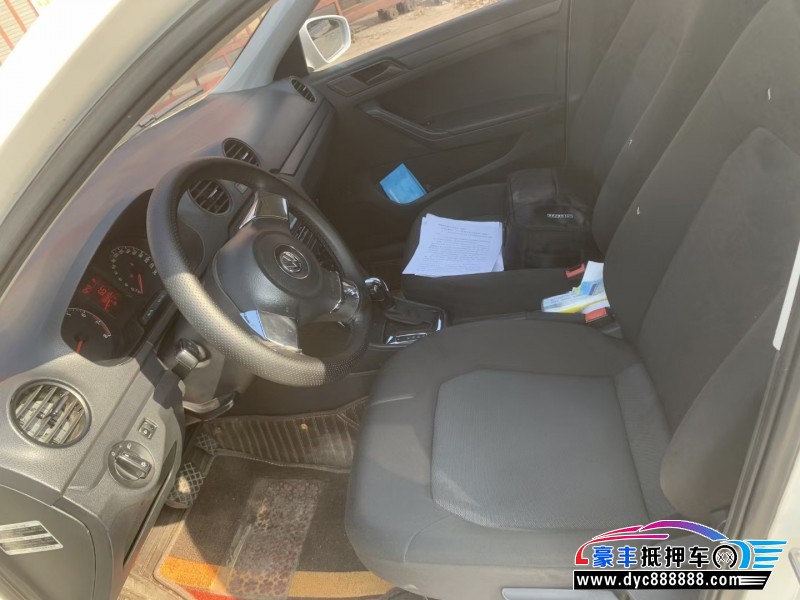 16年大众捷达轿车抵押车出售