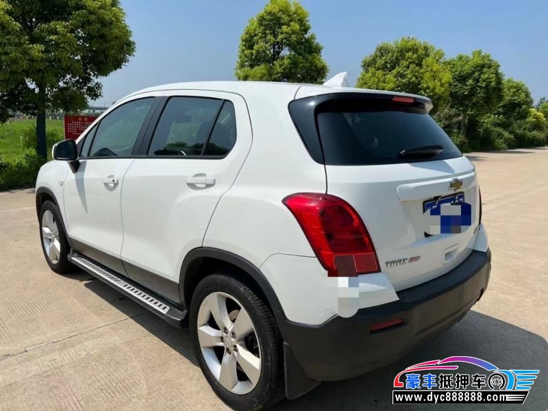 15年雪佛兰创酷轿车抵押车出售