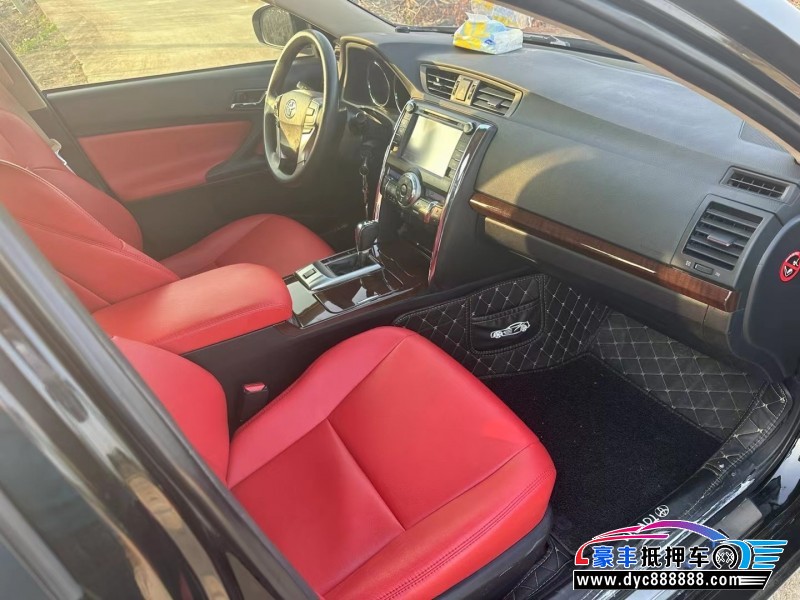 14年丰田锐志轿车抵押车出售