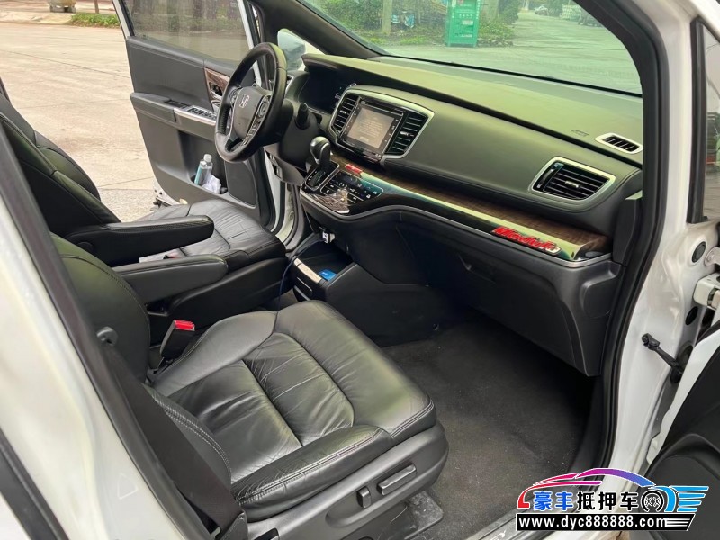 14年本田奥德赛轿车抵押车出售