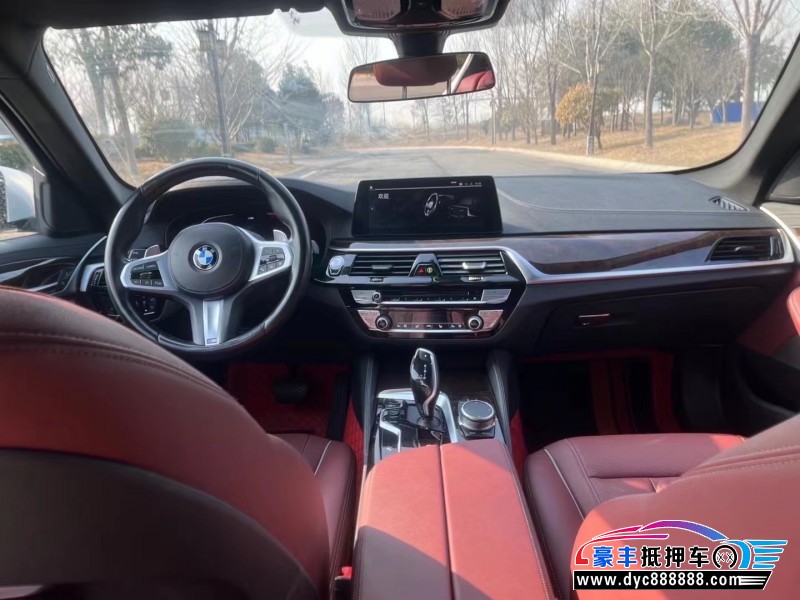 21年宝马5系轿车抵押车出售