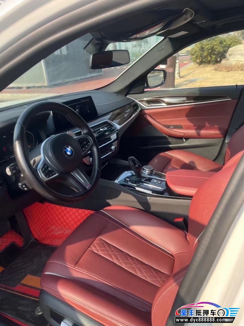 21年宝马5系轿车抵押车出售