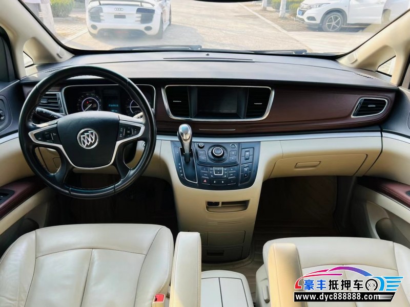 17年别克GL8SUV抵押车出售