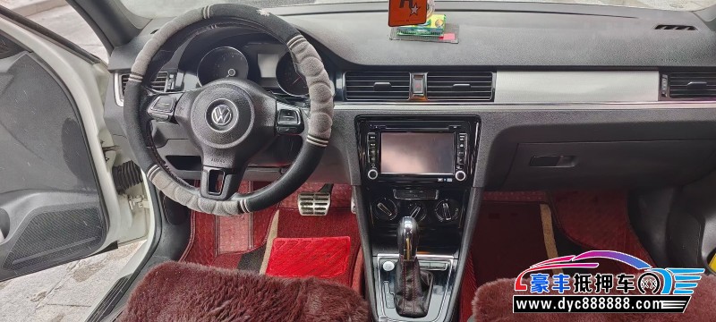 15年大众宝来轿车抵押车出售