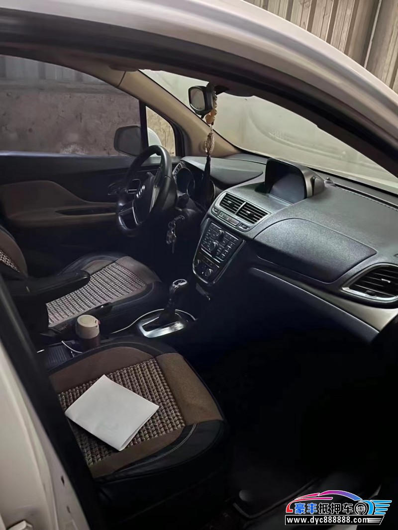 13年别克昂科拉轿车抵押车出售