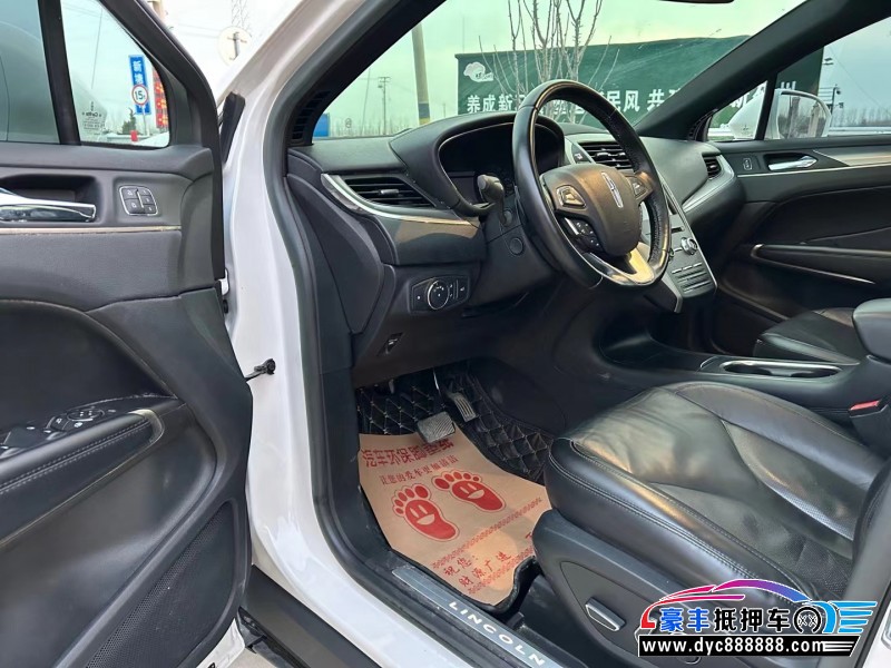 18年林肯MKC轿车抵押车出售