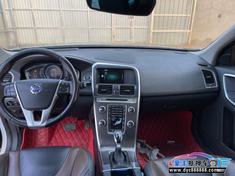 16年沃尔沃XC60轿车抵押车出售