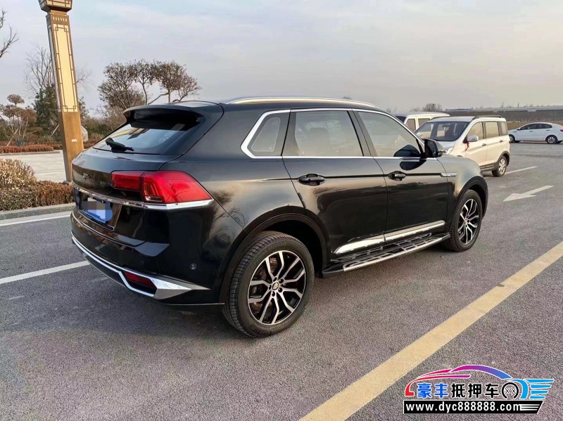 17年众泰大迈X7轿车抵押车出售