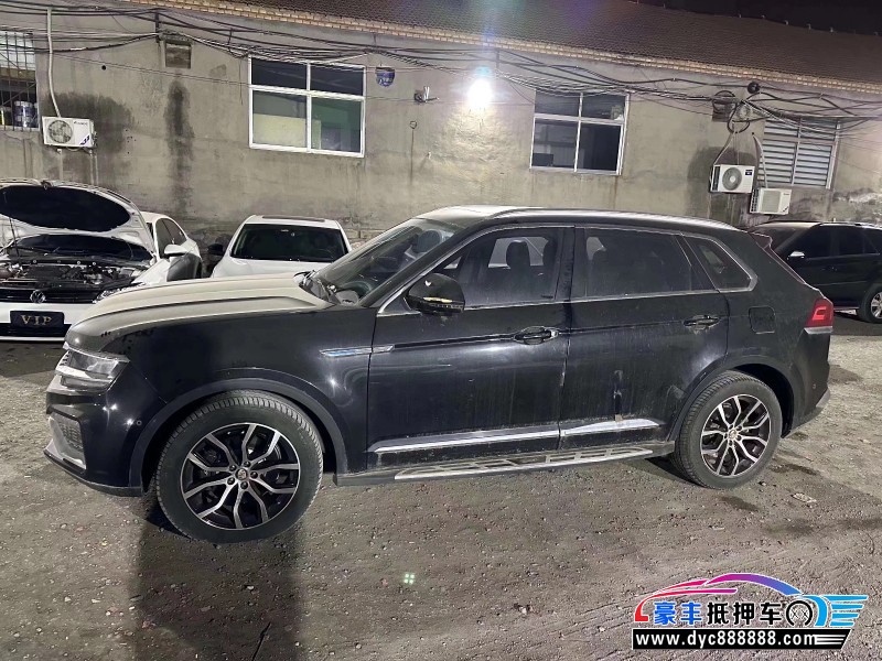 18年众泰大迈X7轿车抵押车出售