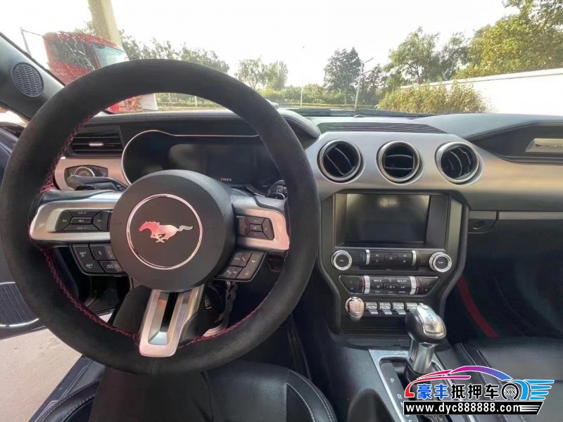 18年福特野马轿车抵押车出售