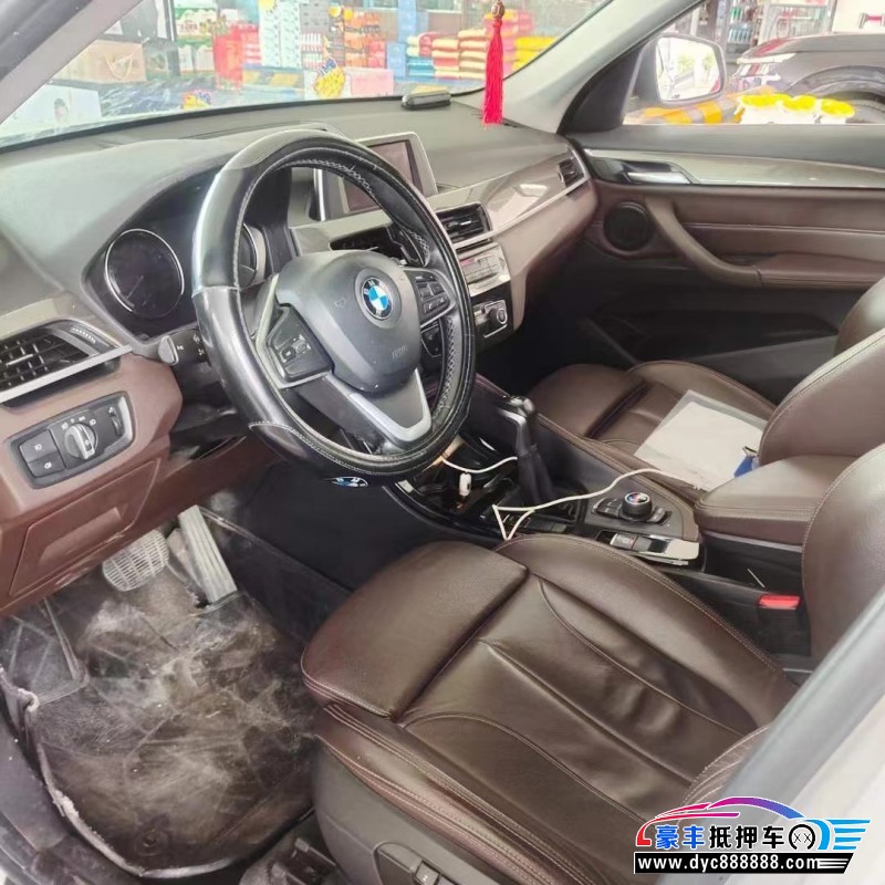 19年宝马X1轿车抵押车出售