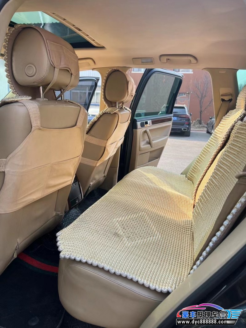 10年大众途锐SUV抵押车出售