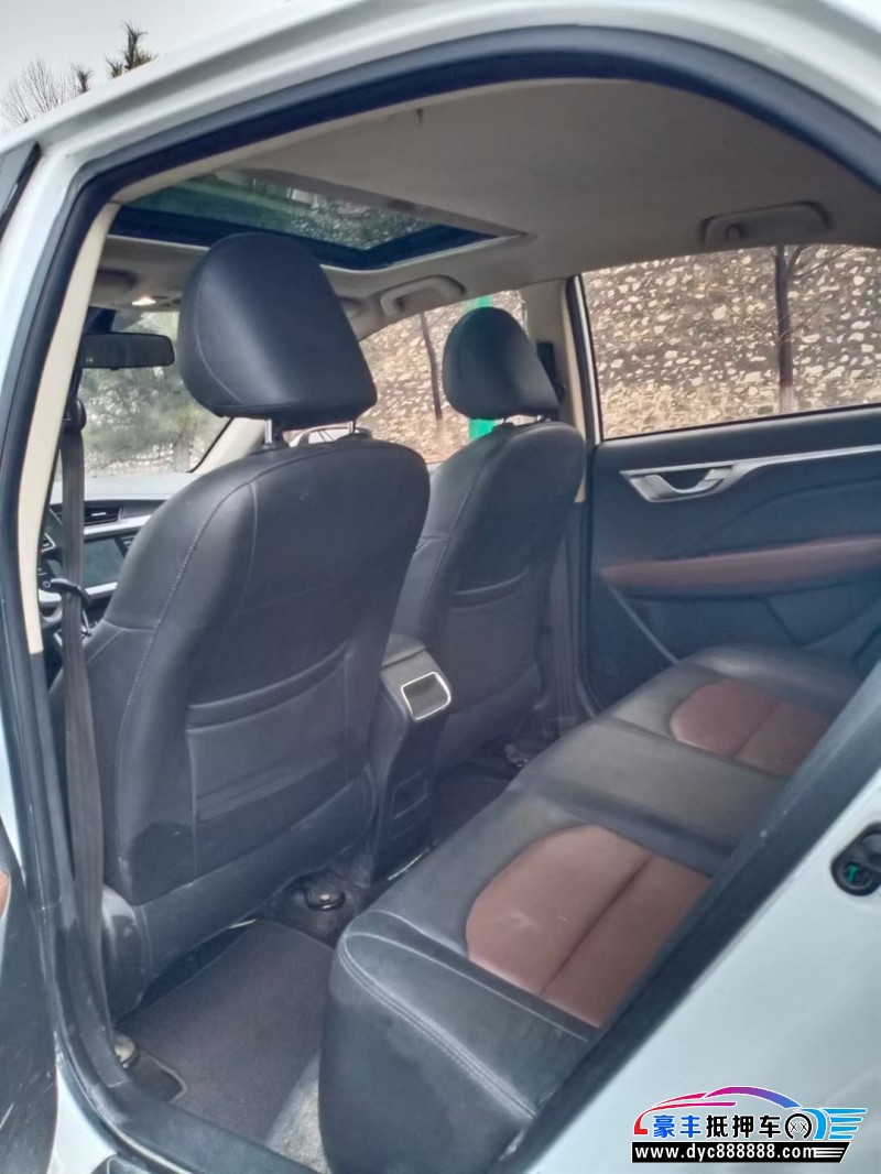 18年吉利远景轿车抵押车出售