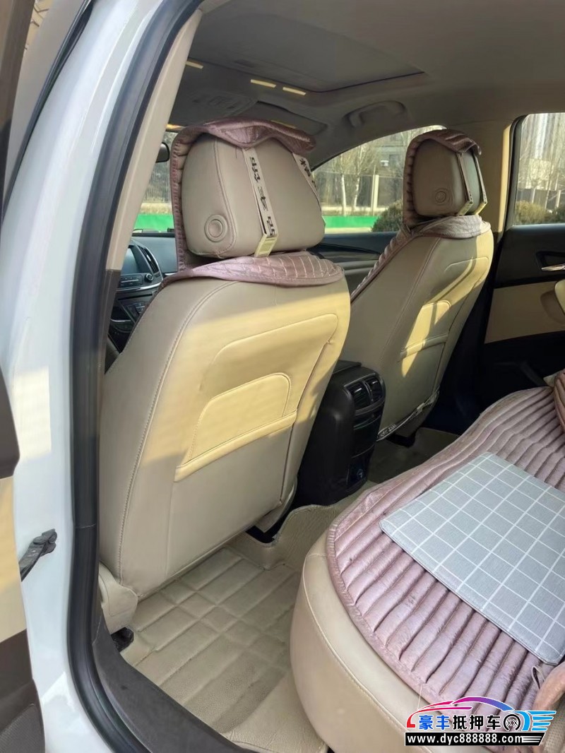 14年别克君威轿车抵押车出售