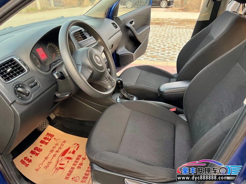 13年大众polo轿车抵押车出售