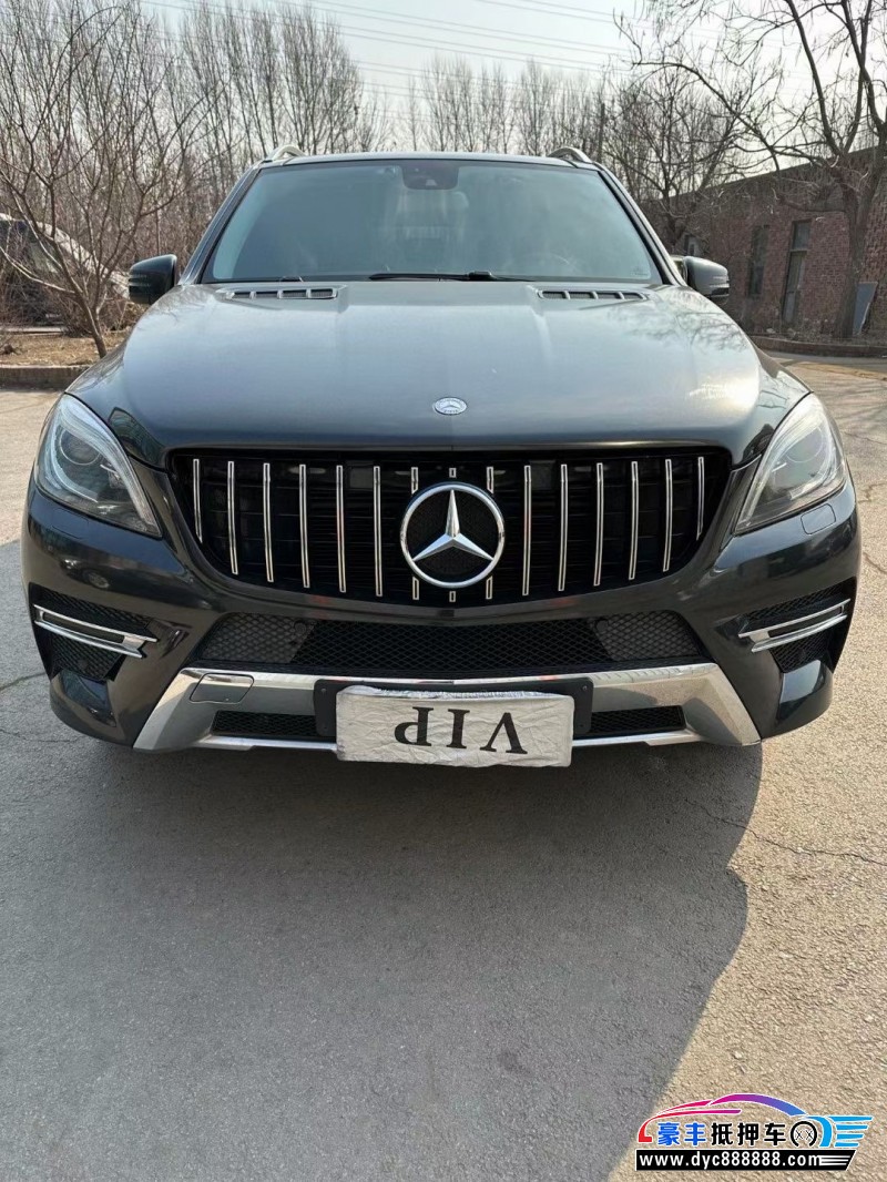 12年奔驰ML轿车抵押车出售