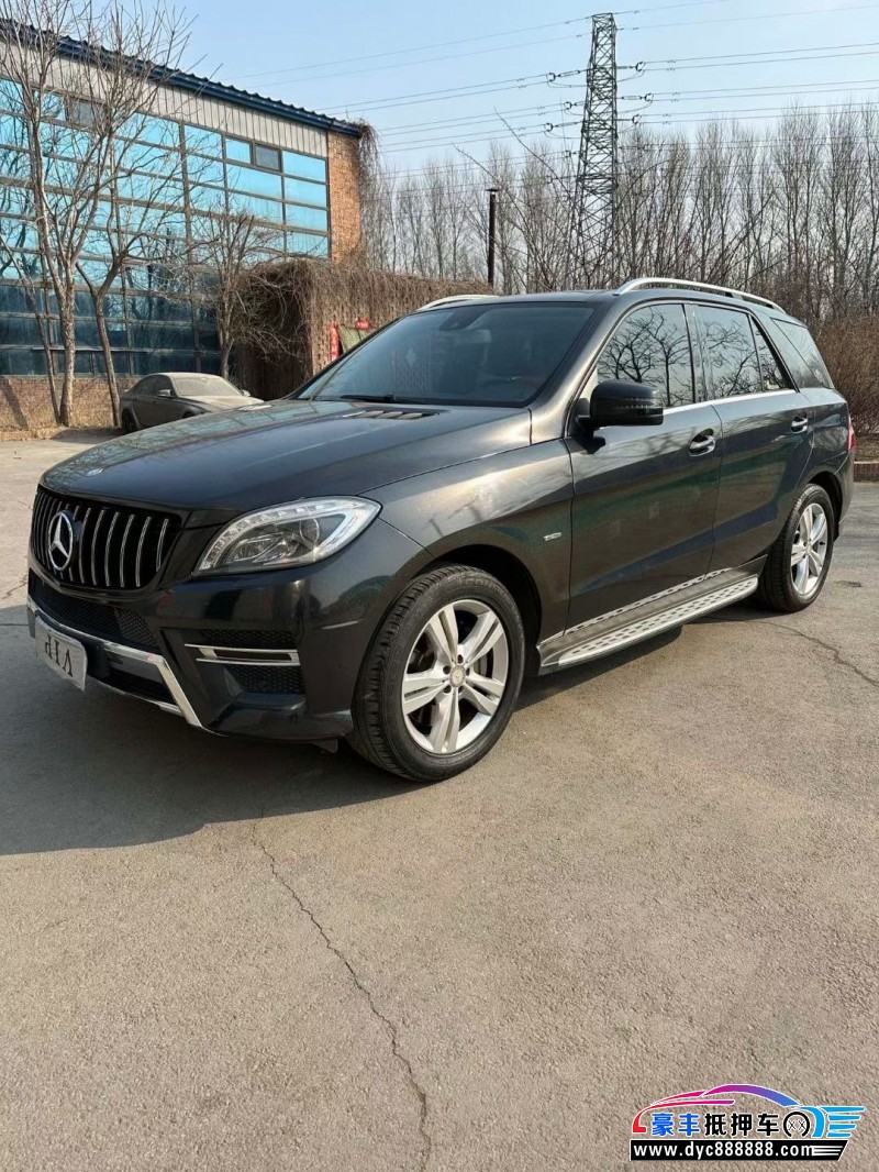 12年奔驰ML轿车抵押车出售