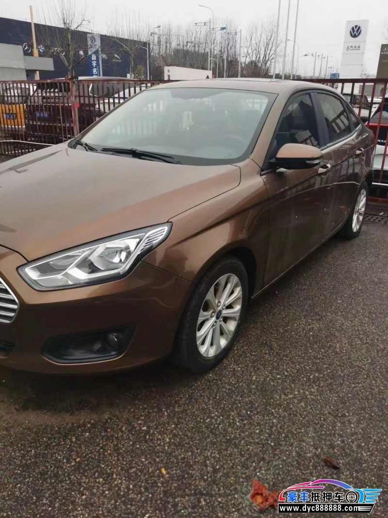 18年福特福睿斯轿车抵押车出售