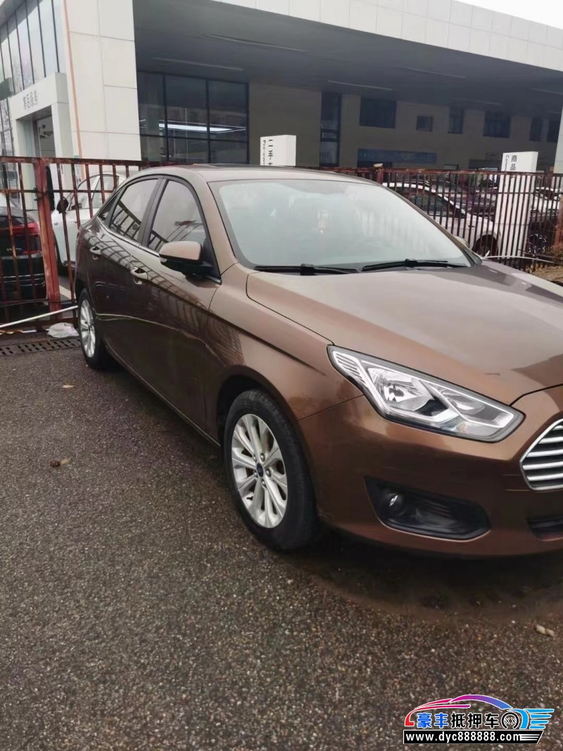 18年福特福睿斯轿车抵押车出售