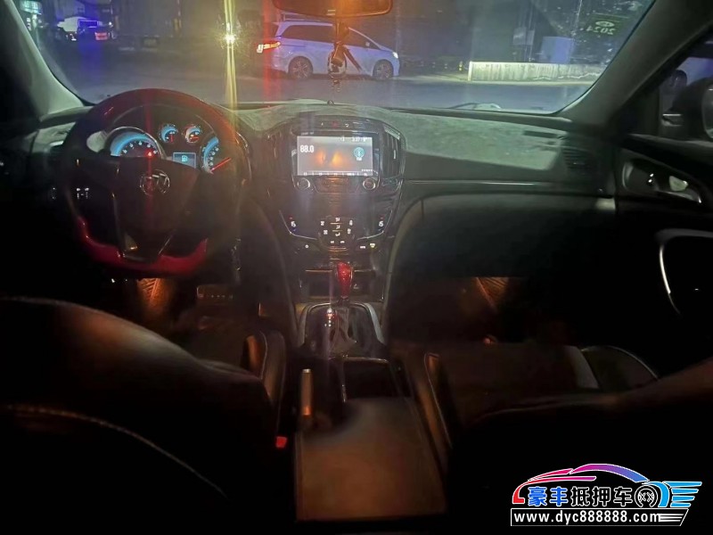 16年别克君威轿车抵押车出售