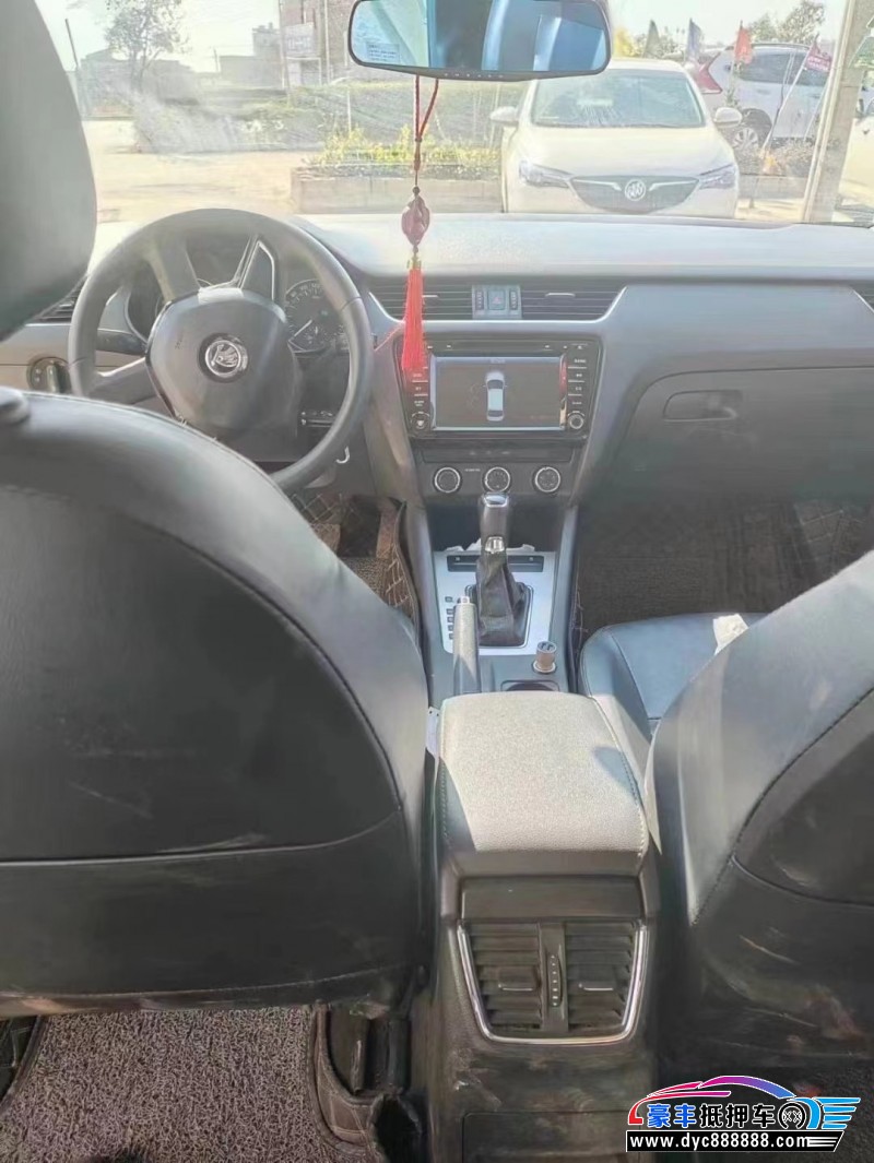 16年斯柯达明锐轿车抵押车出售