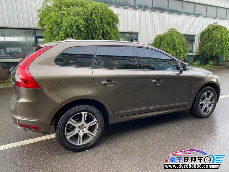 15年沃尔沃XC60SUV抵押车出售