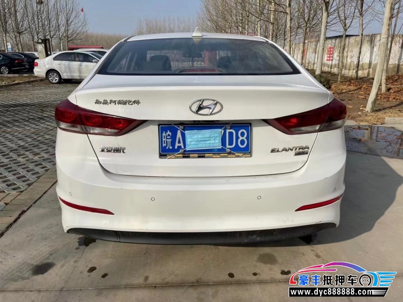 16年现代领动轿车抵押车出售