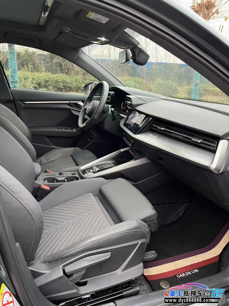 21年奥迪A3轿车抵押车出售