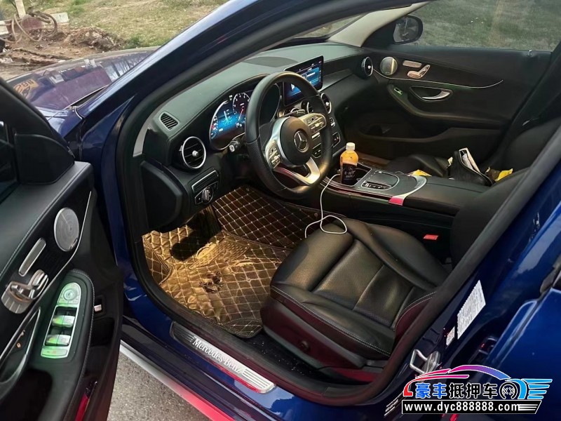 21年奔驰C级轿车抵押车出售