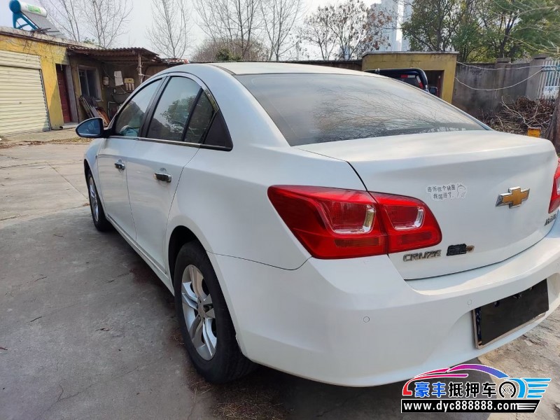 15年雪佛兰科鲁兹轿车抵押车出售