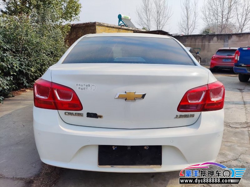 15年雪佛兰科鲁兹轿车抵押车出售