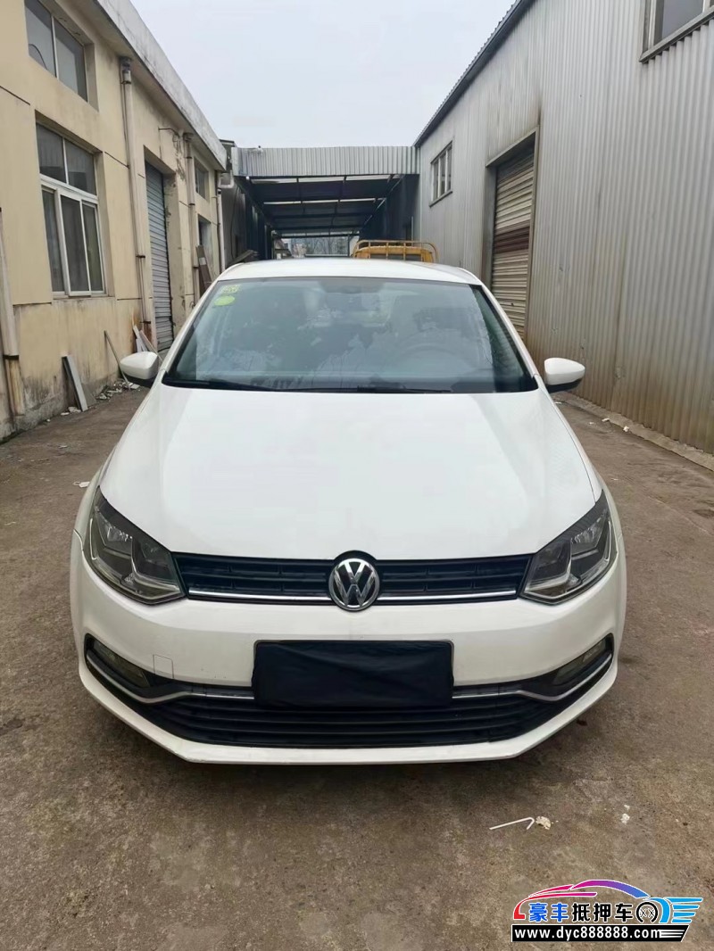 15年大众polo轿车抵押车出售
