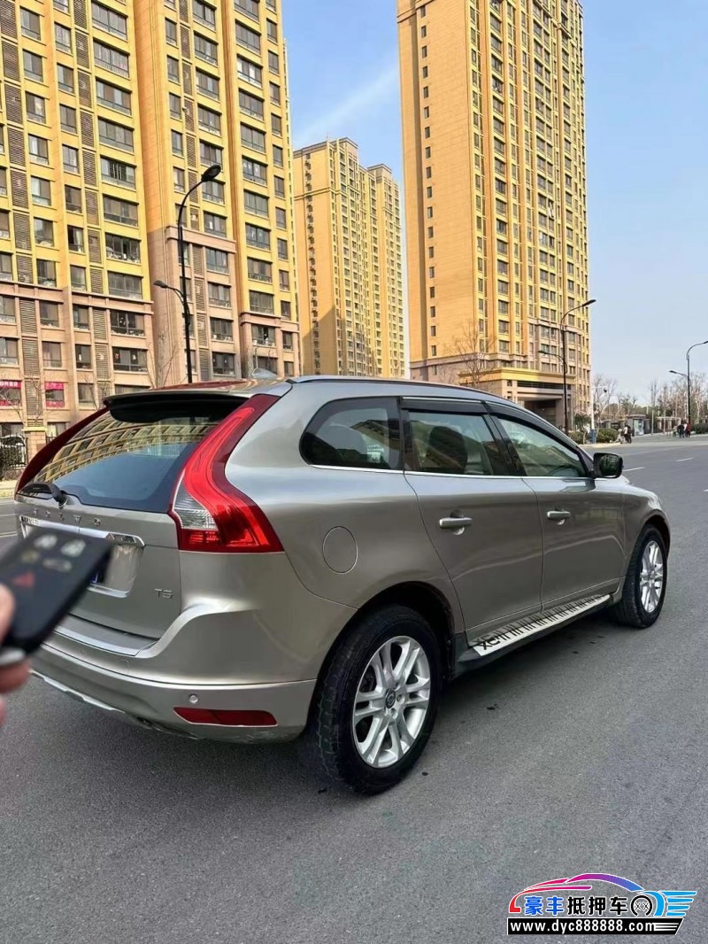 15年沃尔沃XC60轿车抵押车出售