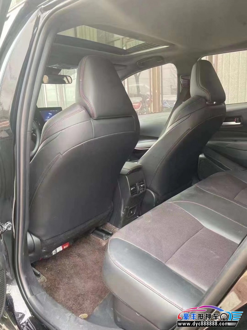 21年丰田雷凌轿车抵押车出售