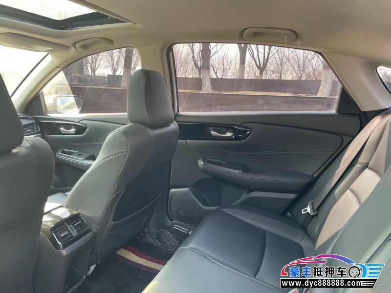 20年本田享域轿车抵押车出售